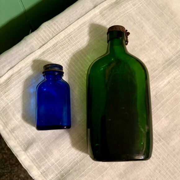 Vintage Buchanan's Black & White Blended Scotch Whisky & Phillips Blue Bottle - Picture 5 of 7